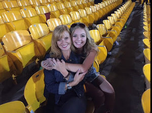 Meet your Posher, Camille